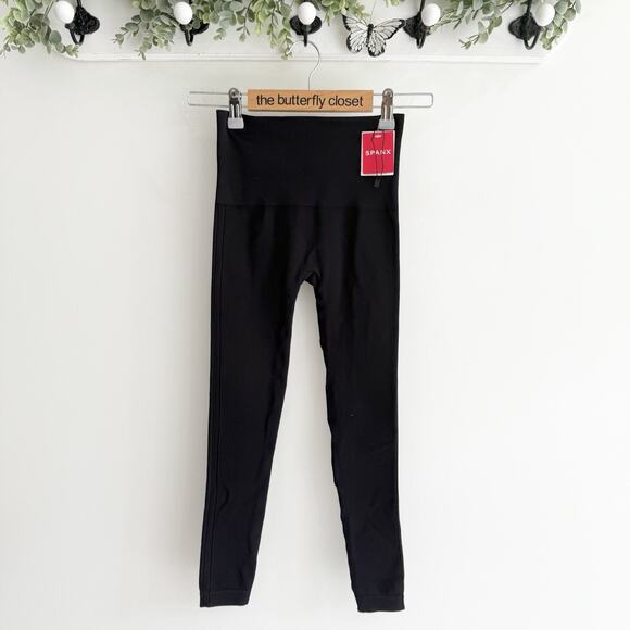 Spanx Cropped Look At Me Now Seamless Leggings Very Black Size XS 14056 - Picture 1 of 5